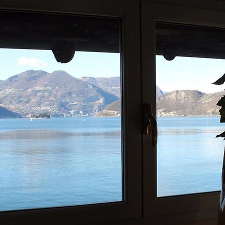 סולאזנו L'Oleandro Sul Lago D'Iseo B&B מראה חיצוני תמונה